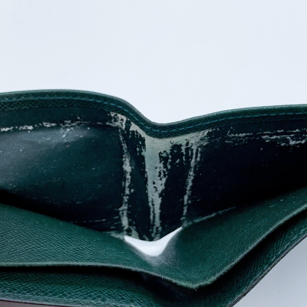 Louis Vuitton Six-Cards Bifold Pebbled Leather Wallet in Dark Green - Picture 8 of 14